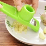 1-Piece Multifunctional Manual Garlic Crusher - Image 4